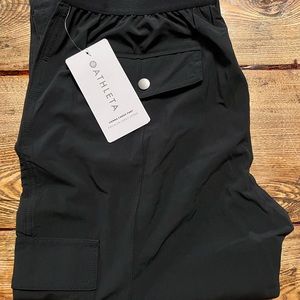 ATHLETA NWT - Sz 12 Vienna Cargo Pants - Black